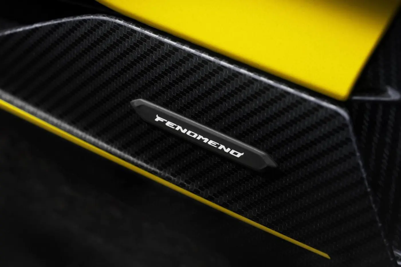 1080-сильный «феномен»: представлен самый мощный суперкар Lamborghini