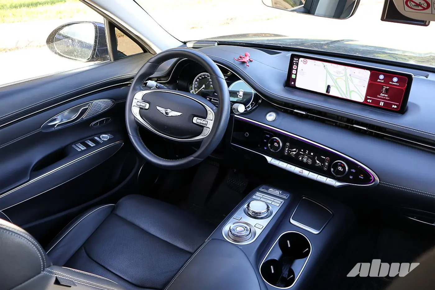 Нестандартный вариант: тестируем с владельцем Genesis GV70 из Кореи