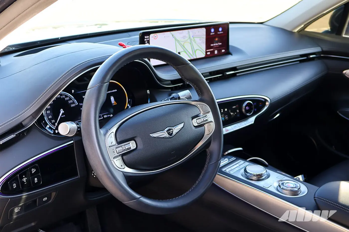 Нестандартный вариант: тестируем с владельцем Genesis GV70 из Кореи