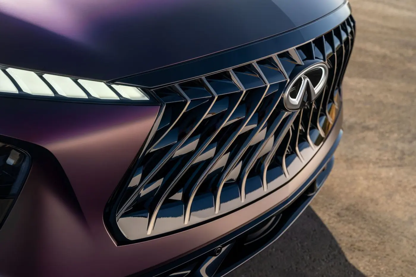 Infiniti показала будущего преемника FX и новые спецверсии QX80