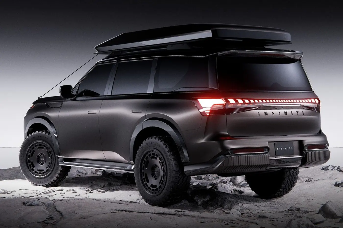 Infiniti показала будущего преемника FX и новые спецверсии QX80