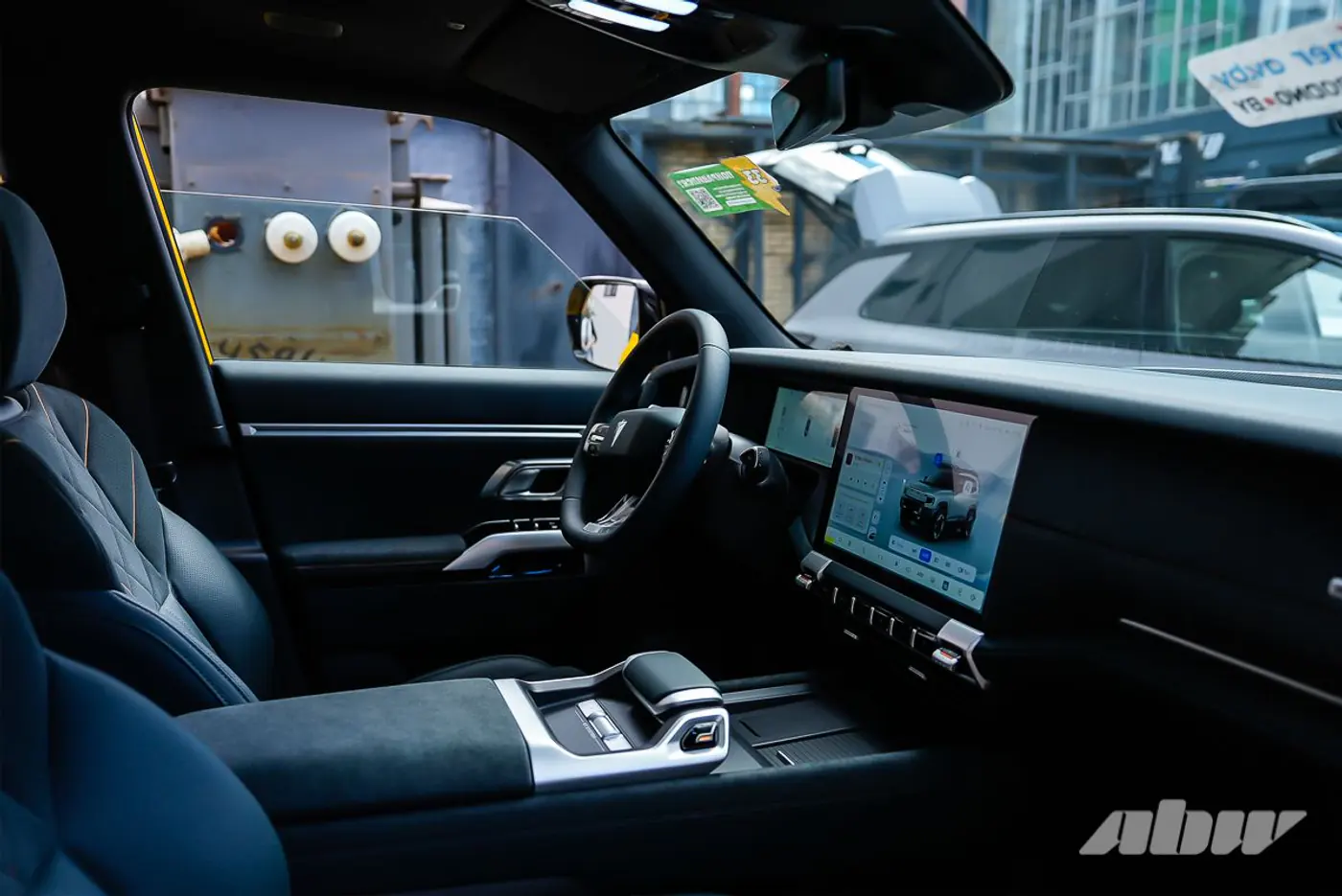 Разбиваем Renault 21 и тянем канатами Tesla: как прошел GREENCARS DAY – 2025