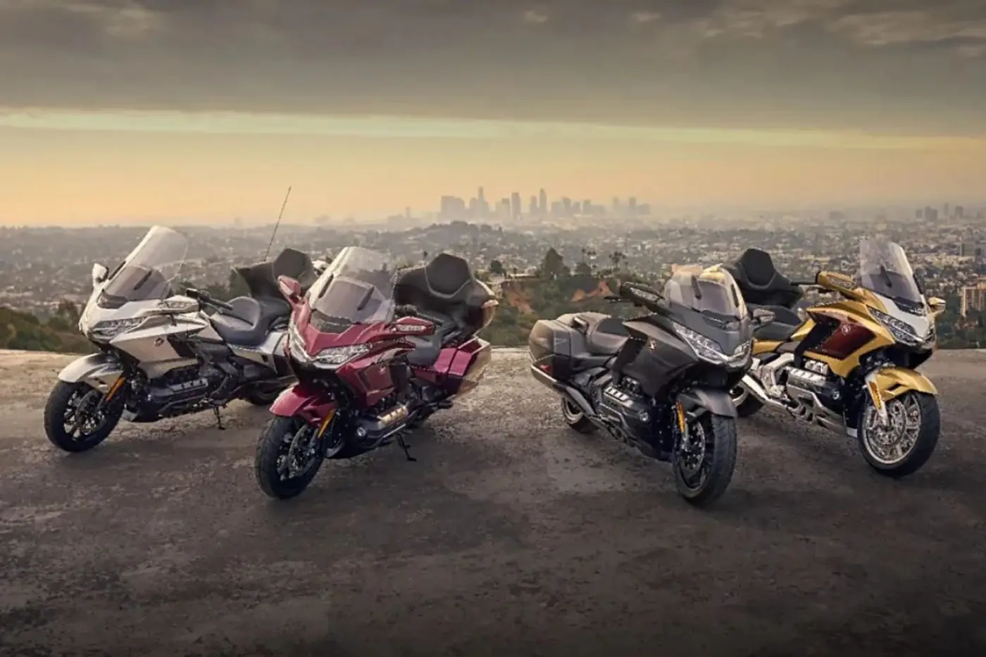 Золотой юбилей – Honda представила лимитированную версию мотоцикла Gold Wing