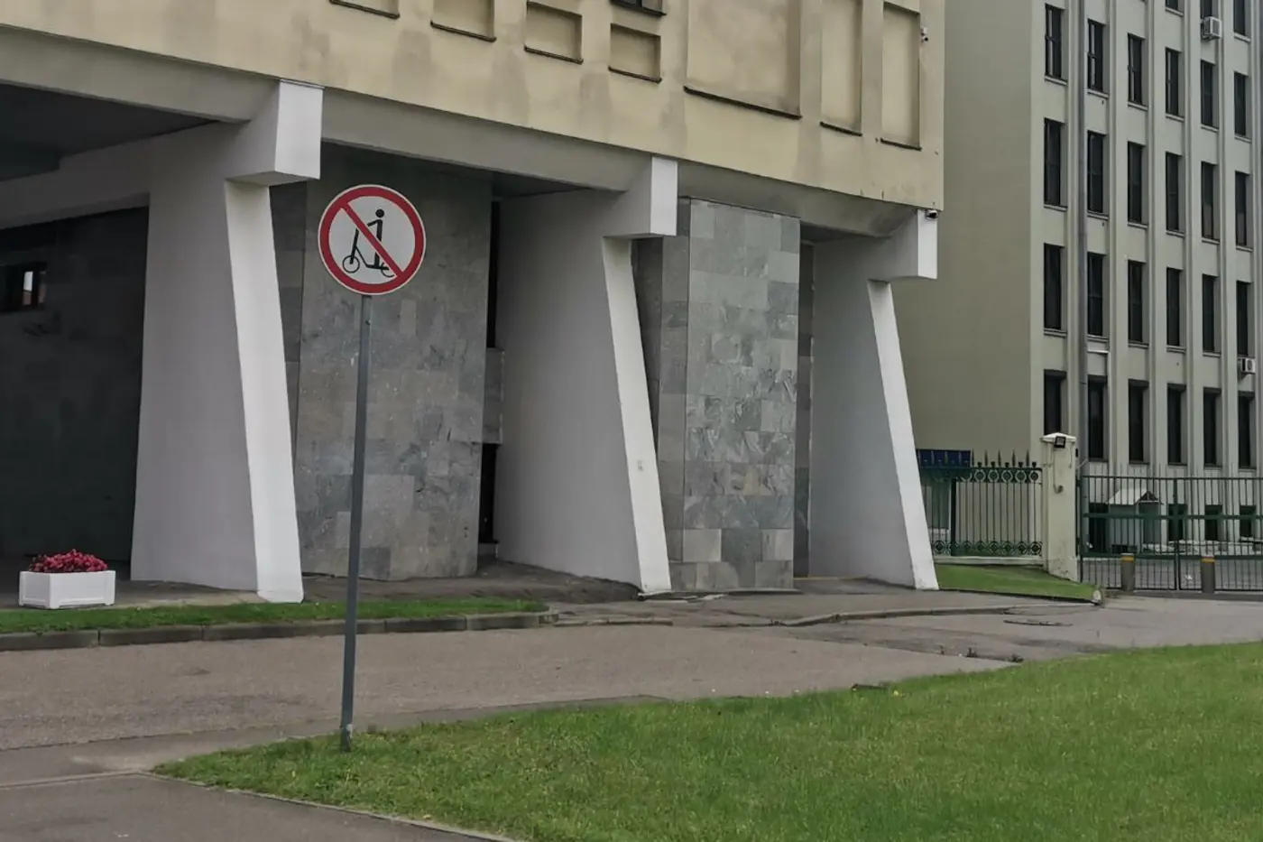 Уже завтра изменения в ПДД вступают в силу – вспоминаем ключевые нововведения