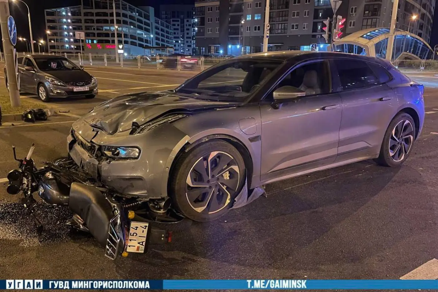 Двое подростков на мотоцикле пострадали в аварии на Игуменском тракте
