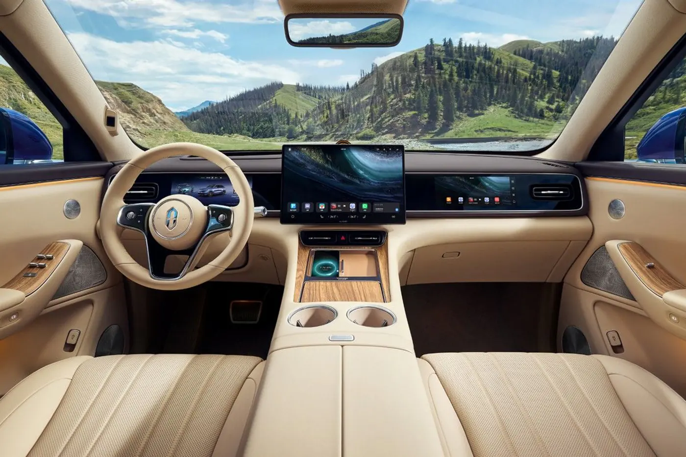 Новые гибриды, «электрички» и SUV из Китая: премьеры автошоу в Чэнду