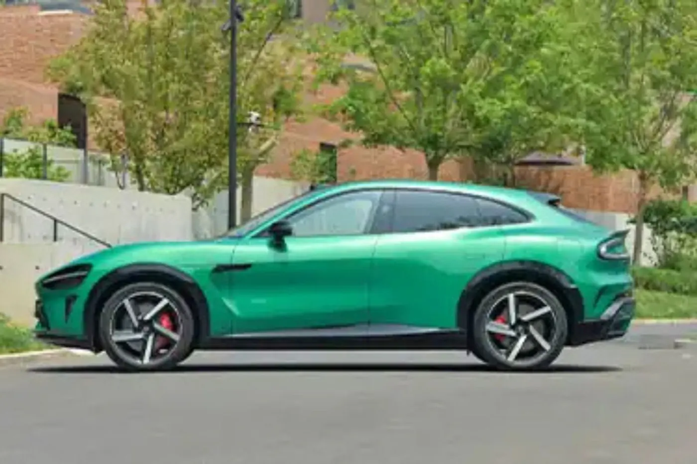 Бывший дизайнер Lamborghini и Porsche возглавит дизайн-отдел Xiaomi Auto в Европе