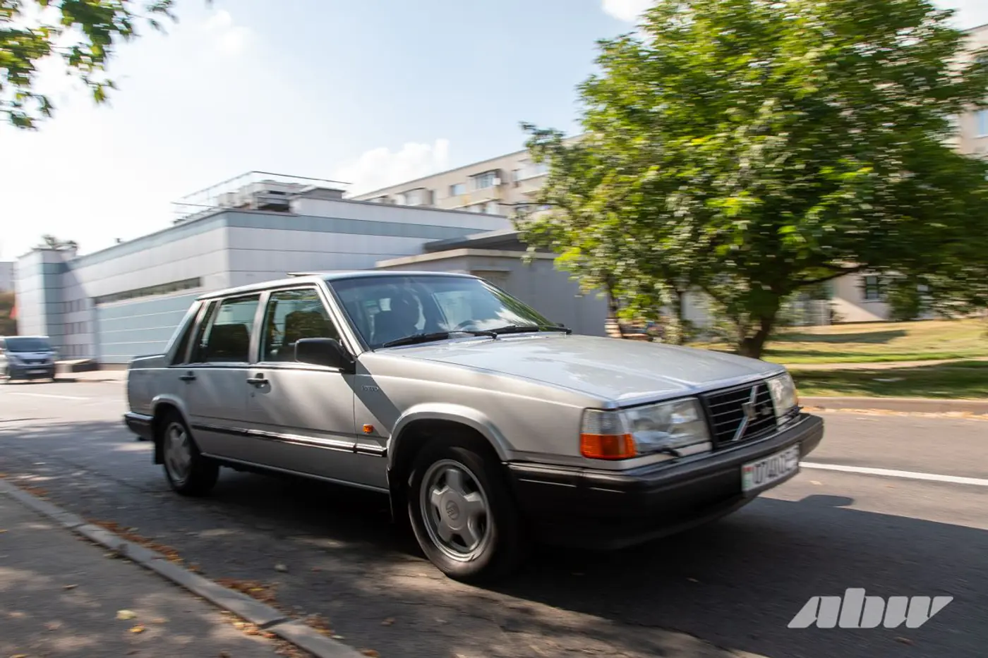 «Он никогда не станет новым». Белорус – о восстановлении Volvo 740 GLT