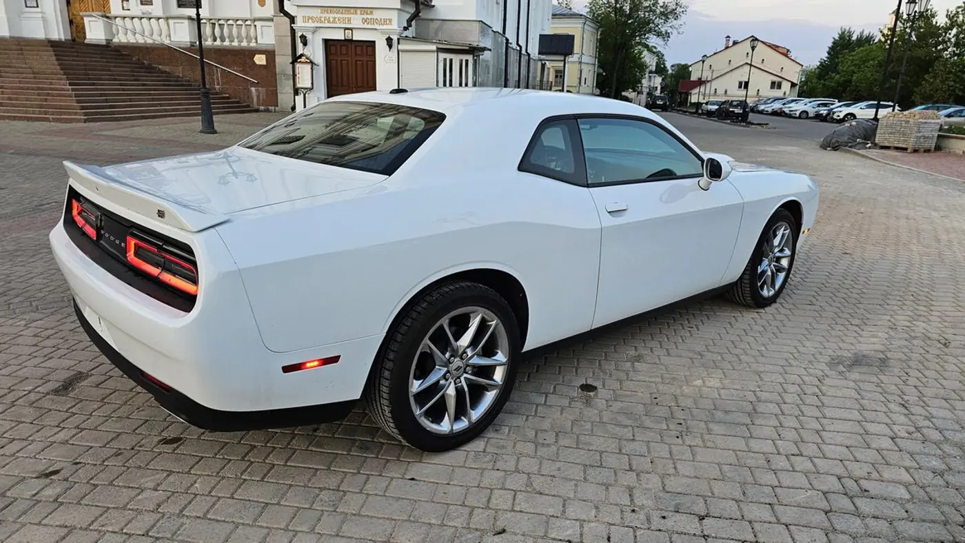 От Equinox до Corvette: смотрим свежих «американцев» в объявлениях