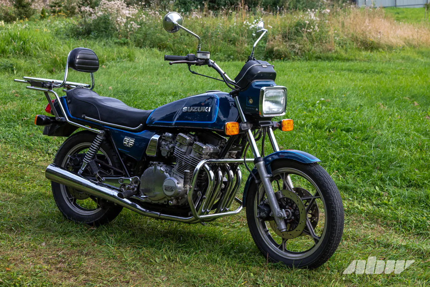 «Эту фару копировали советские байкеры-рокеры»: фишки 45-летнего Suzuki GS750
