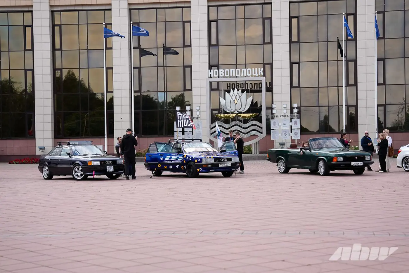 Монстр-трак Audi 100, Mosvagen и «Волга»-кабриолет: чем запомнился «Авто Тюнинг Батл» в Новополоцке