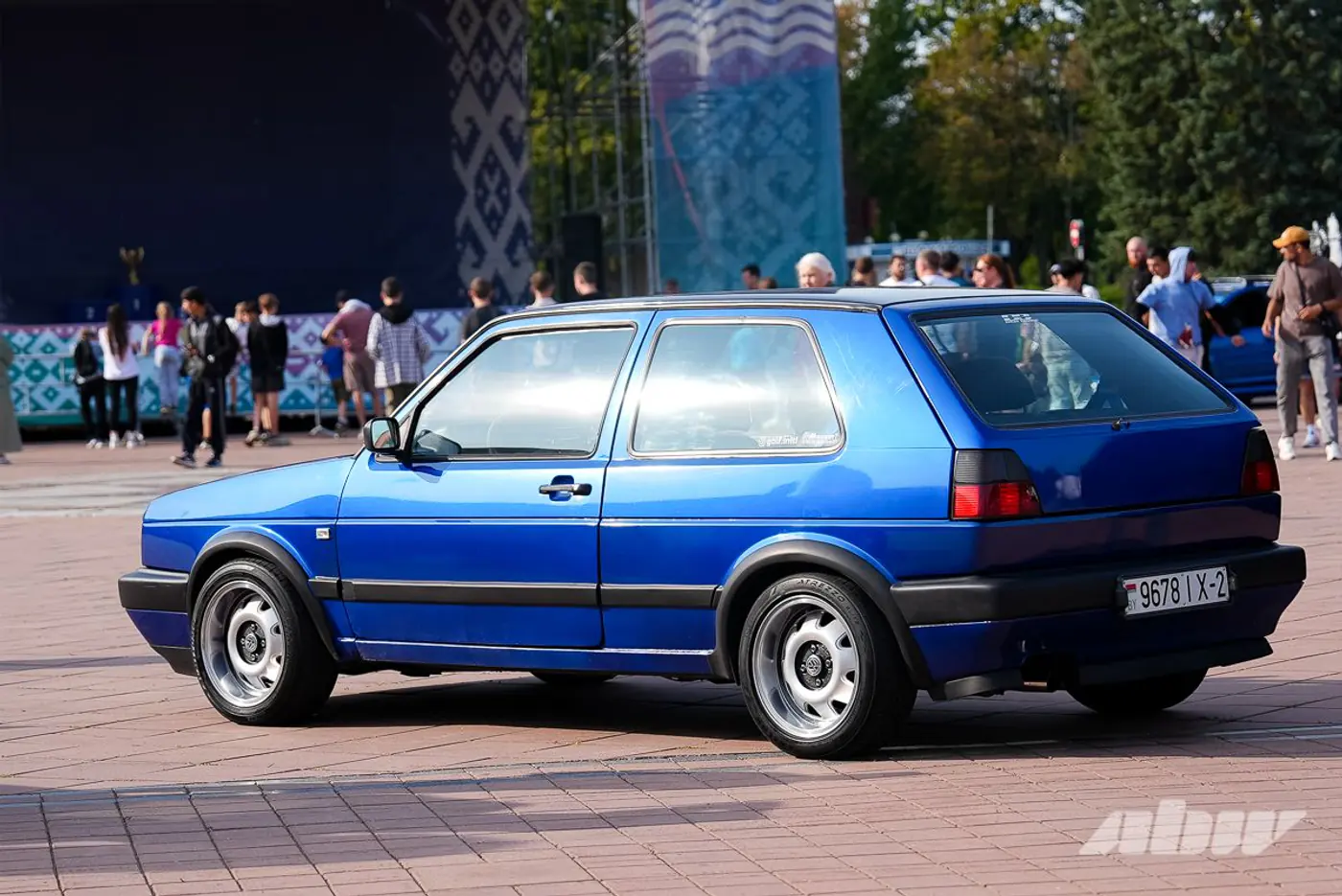 Монстр-трак Audi 100, Mosvagen и «Волга»-кабриолет: чем запомнился «Авто Тюнинг Батл» в Новополоцке