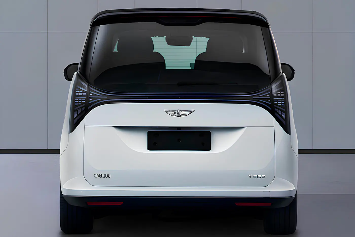У Geely появится новый флагман – это минивэн