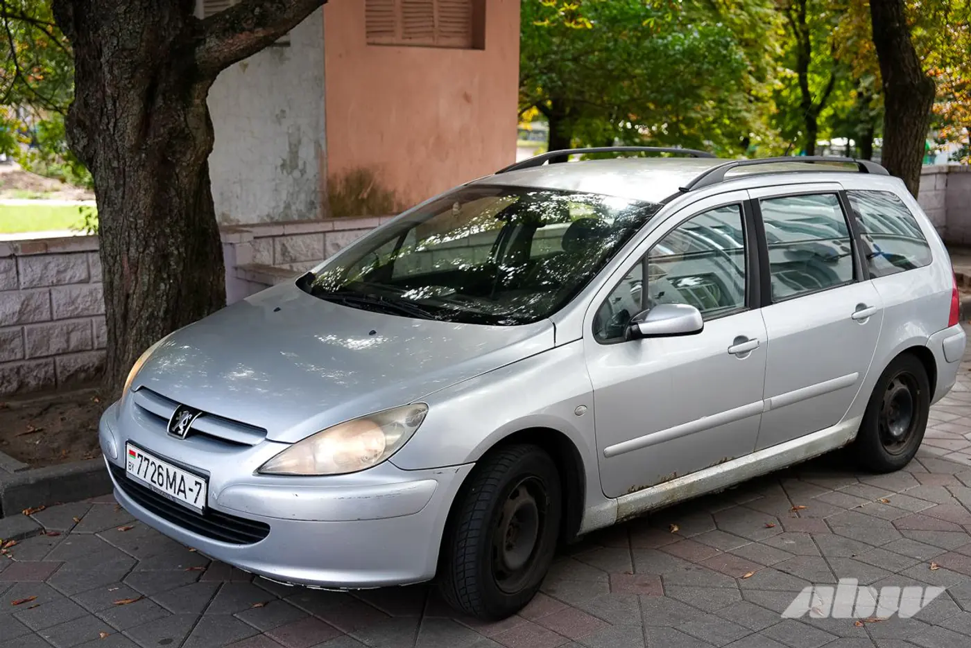 «Продать жалко, хотя возраст дает о себе знать»: мнение владельца Peugeot 307