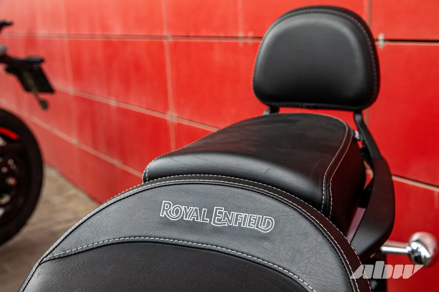Потомки короля: знакомимся с мотоциклами Royal Enfield