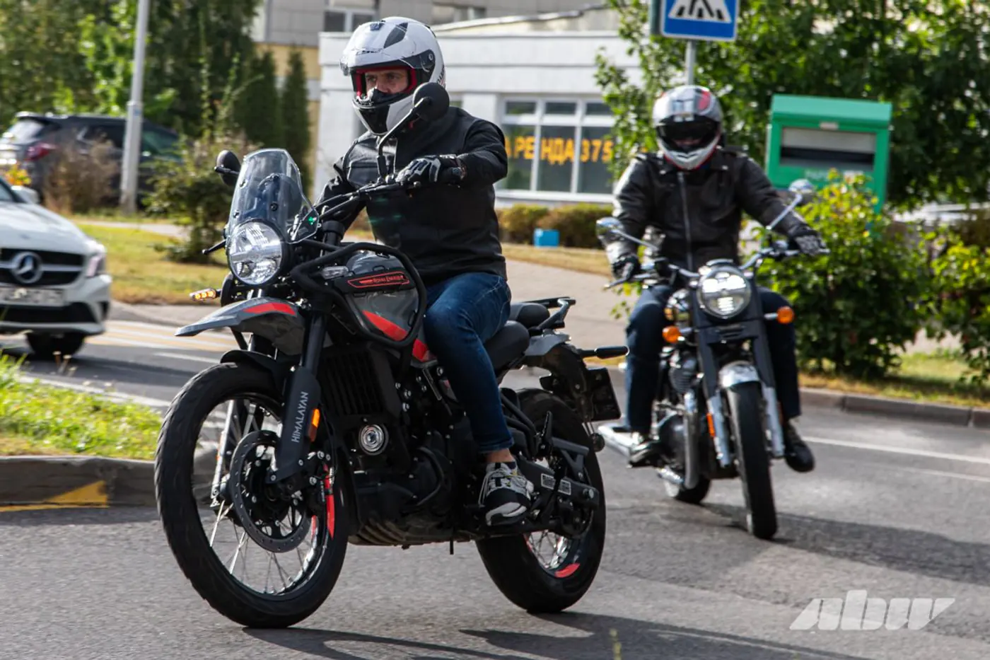 Потомки короля: знакомимся с мотоциклами Royal Enfield