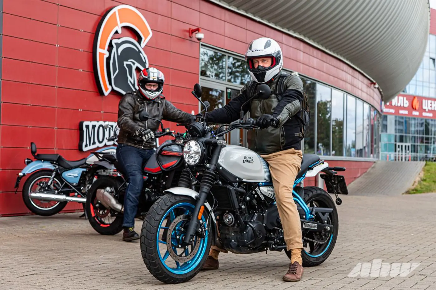 Потомки короля: знакомимся с мотоциклами Royal Enfield