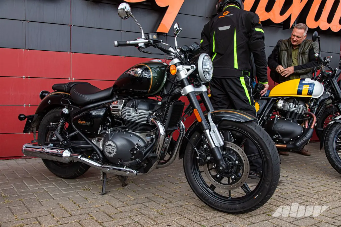 Потомки короля: знакомимся с мотоциклами Royal Enfield