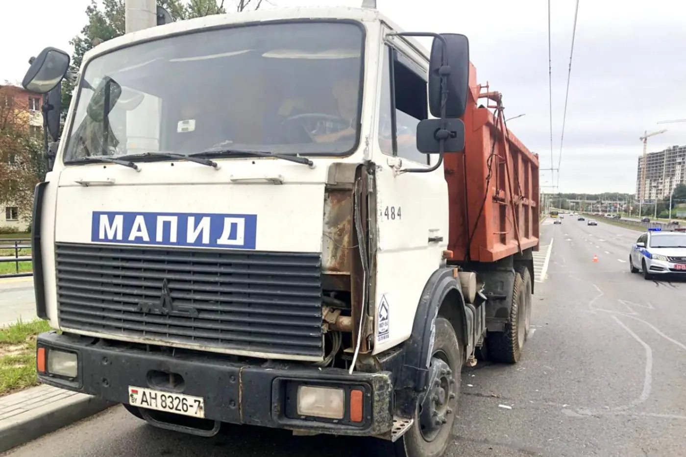 Водитель МАЗа не уступил дорогу автобусу – пострадал пассажир
