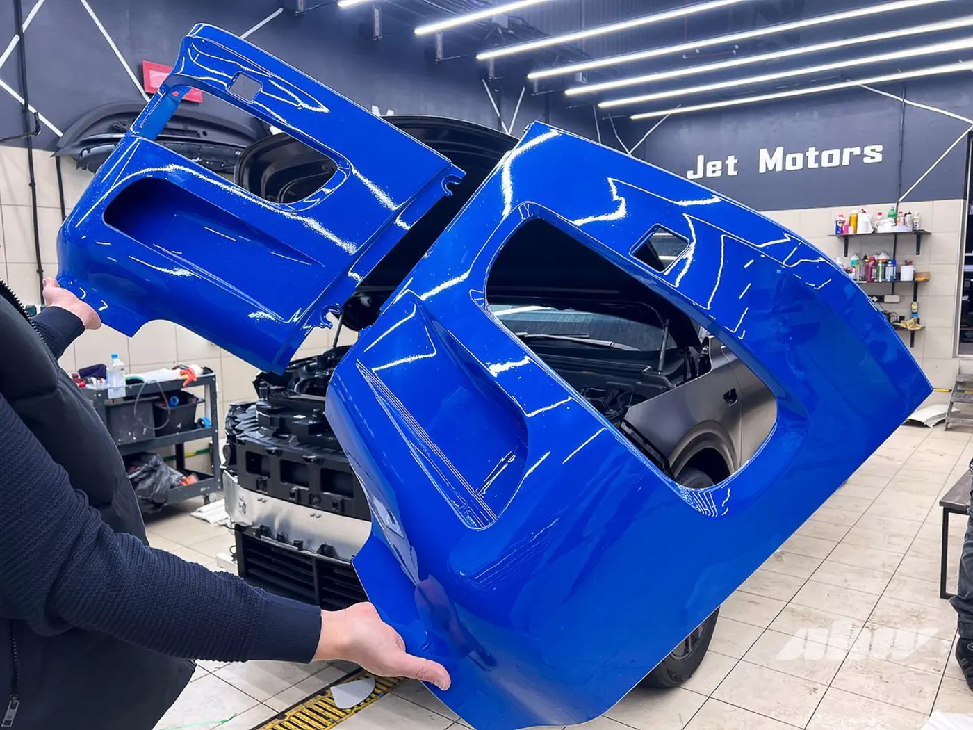 Зефирка: как в Jet Motors создали самый яркий «гелик» Минска