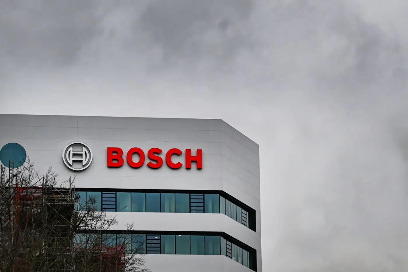 «Пятизначное число» – в Bosch объявили о новых сокращениях в автоподразделении