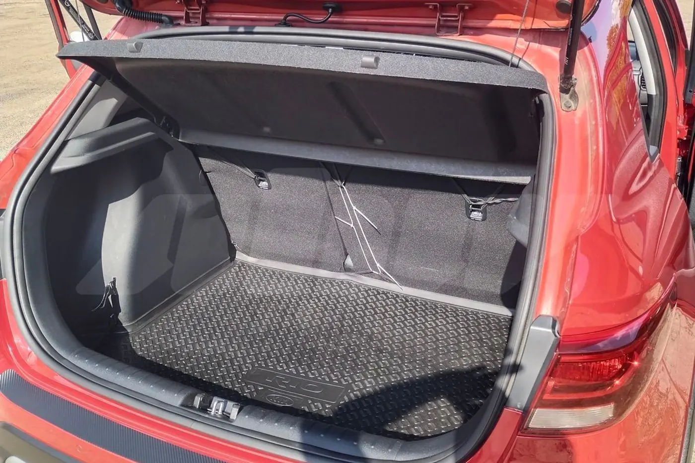 Теплее, еще теплее! Какие свежие народные авто с обогревами можно купить до $20 000