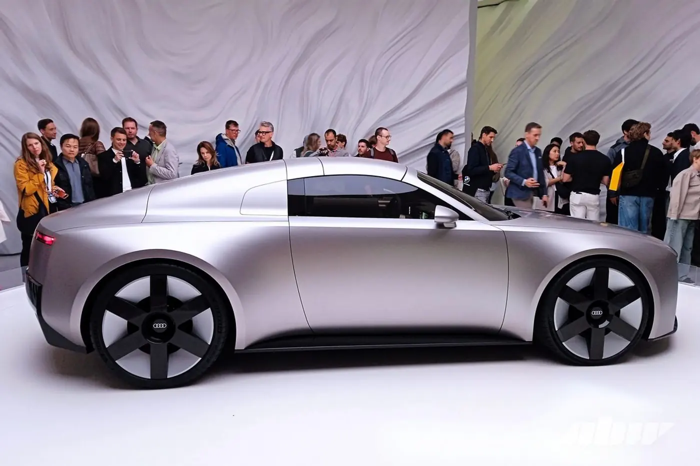 Audi завтрашнего дня: спорткар Concept C меняет имидж марки