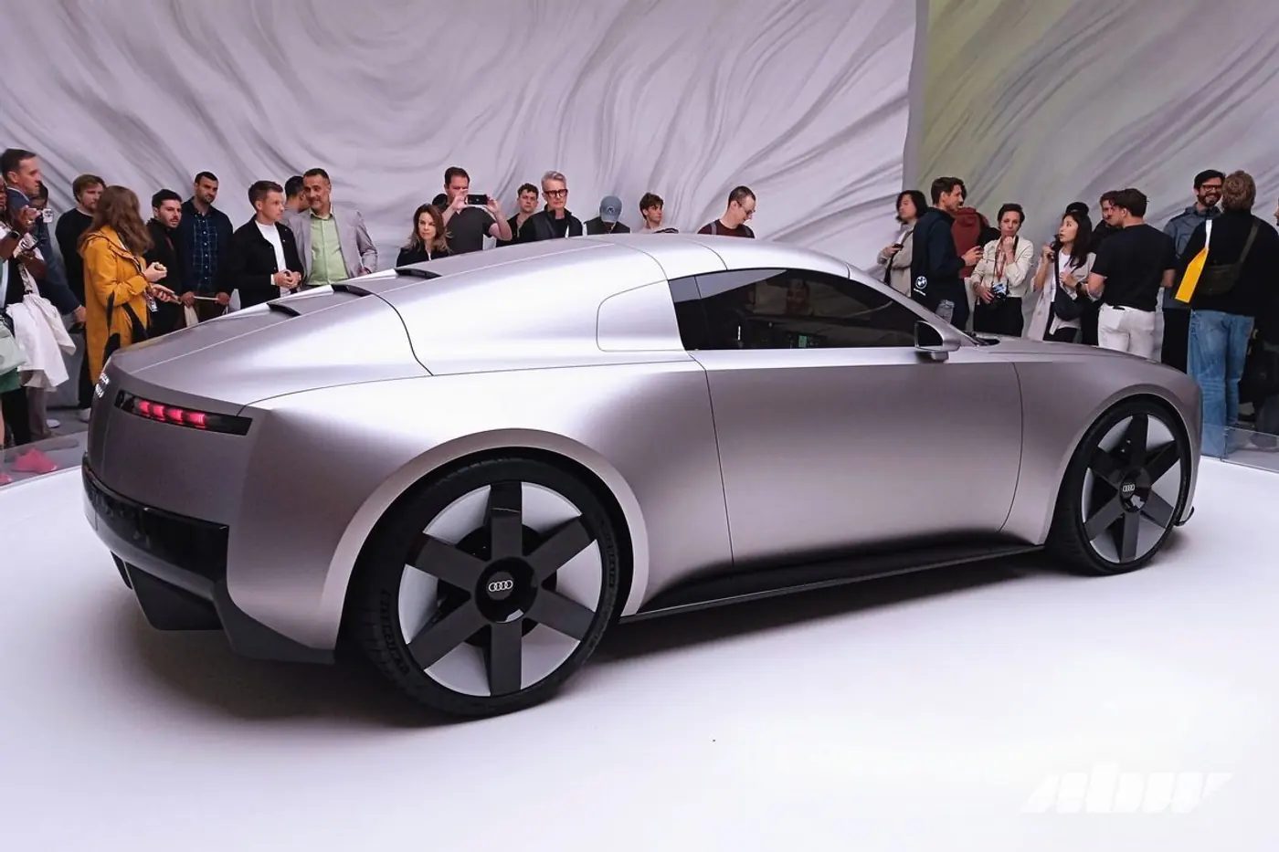 Audi завтрашнего дня: спорткар Concept C меняет имидж марки