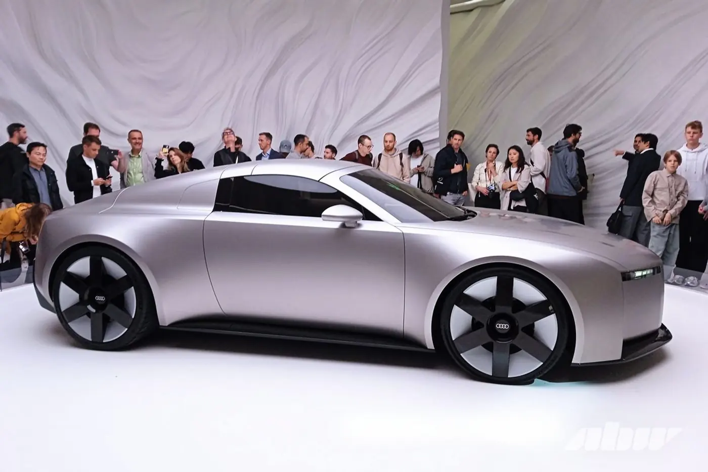 Audi завтрашнего дня: спорткар Concept C меняет имидж марки