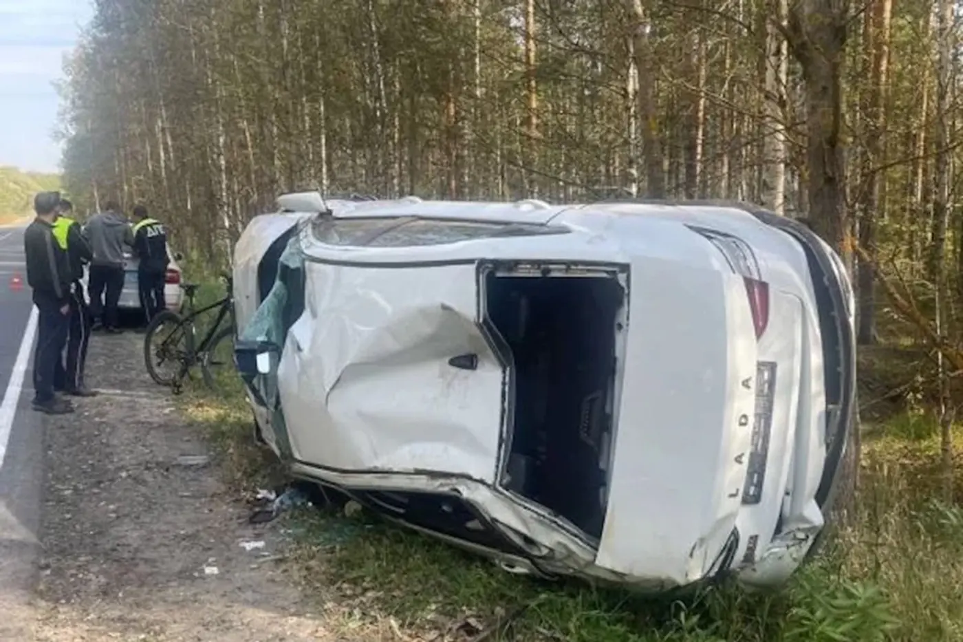 АВТОВАЗ прокомментировал резонансное ДТП с LADA Vesta. Дело не в руле?