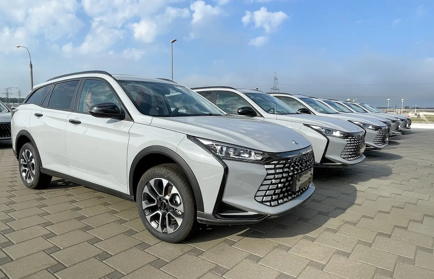 Финальная ликвидация склада! Кроссоверы Dongfeng Shine GS c рекордными скидками* – успейте забрать!
