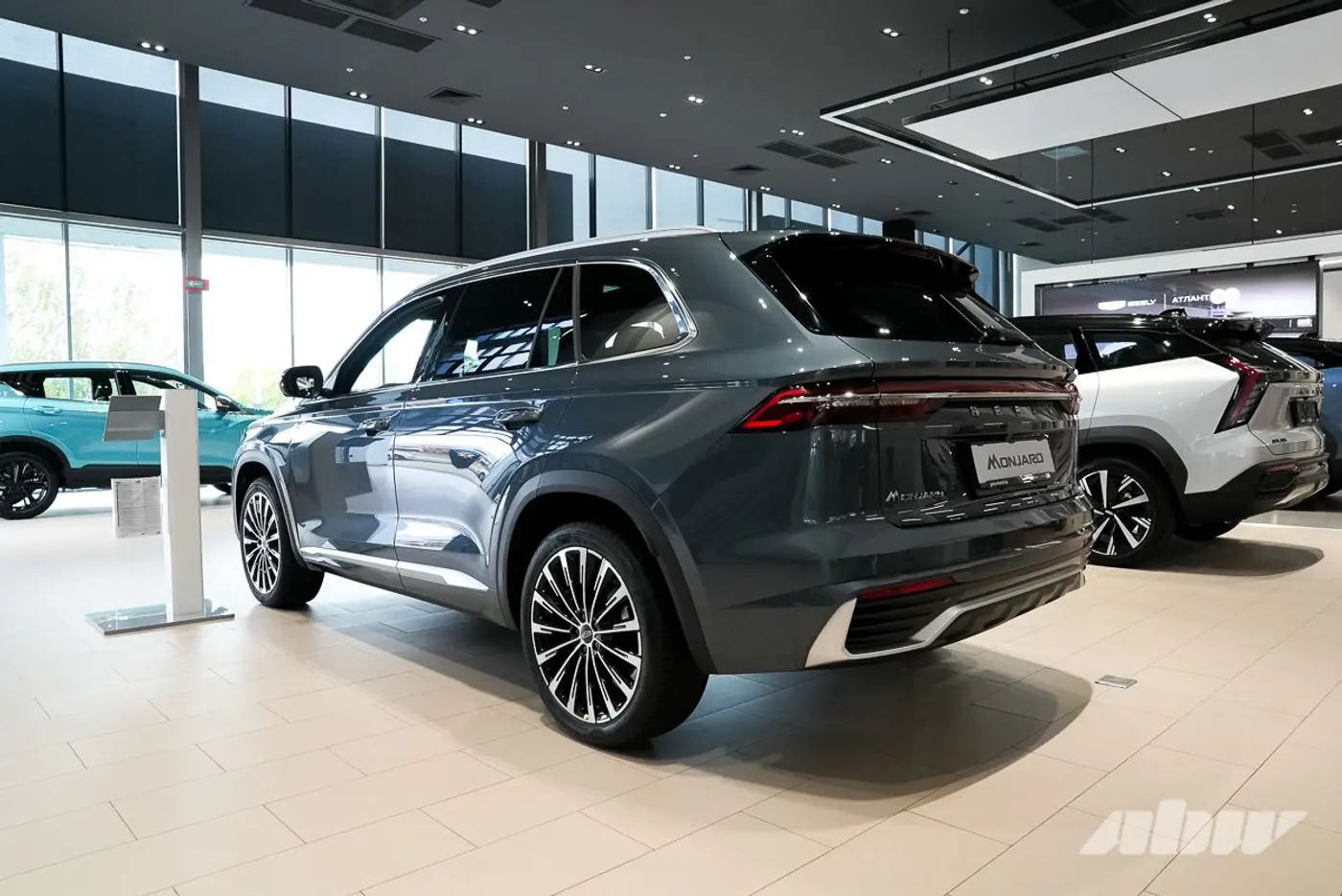Обновленный Geely Monjaro белорусской сборки получил ОТТС