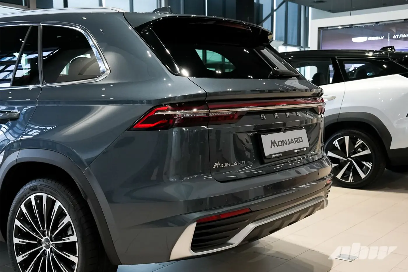Обновленный Geely Monjaro белорусской сборки получил ОТТС