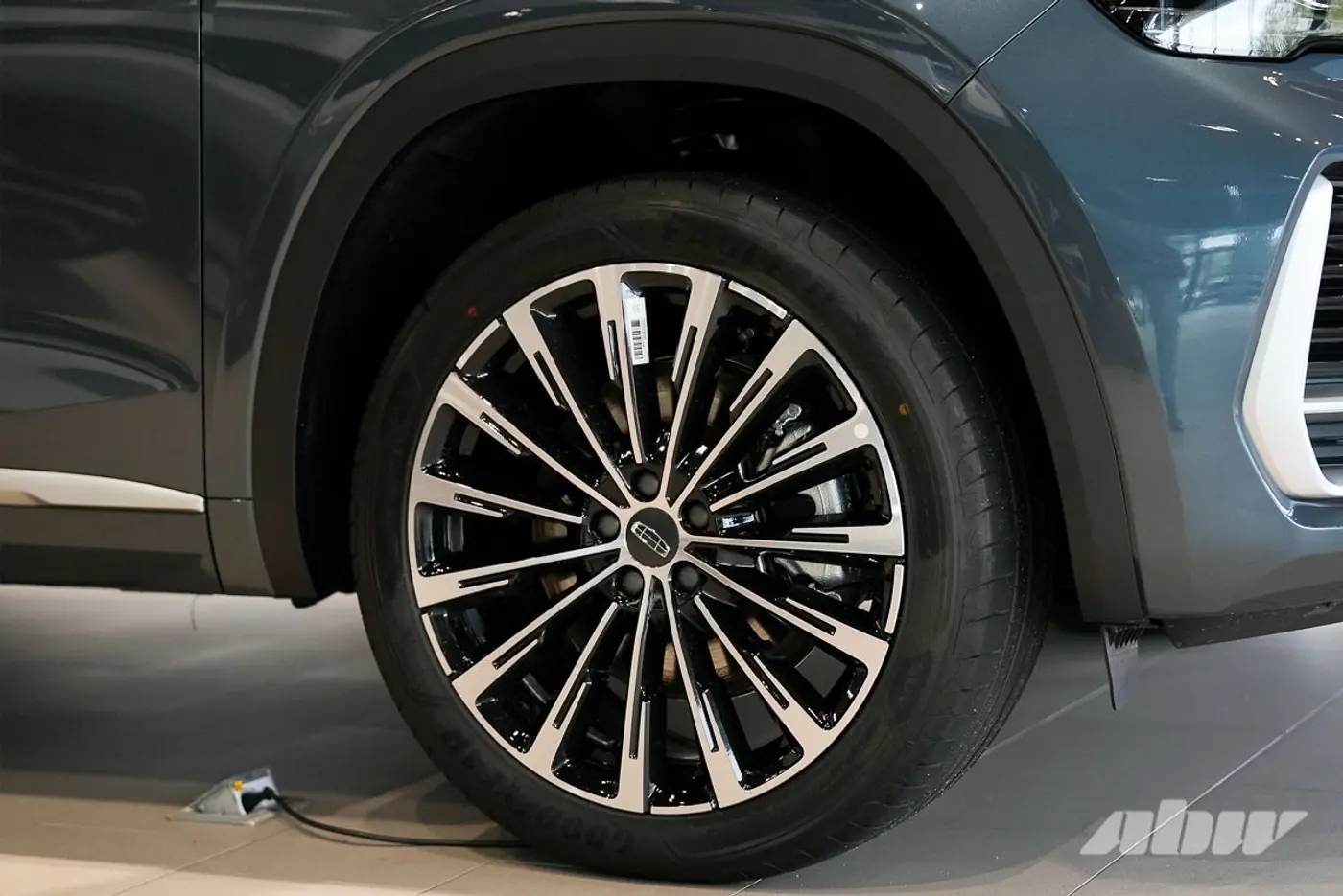Обновленный Geely Monjaro белорусской сборки получил ОТТС