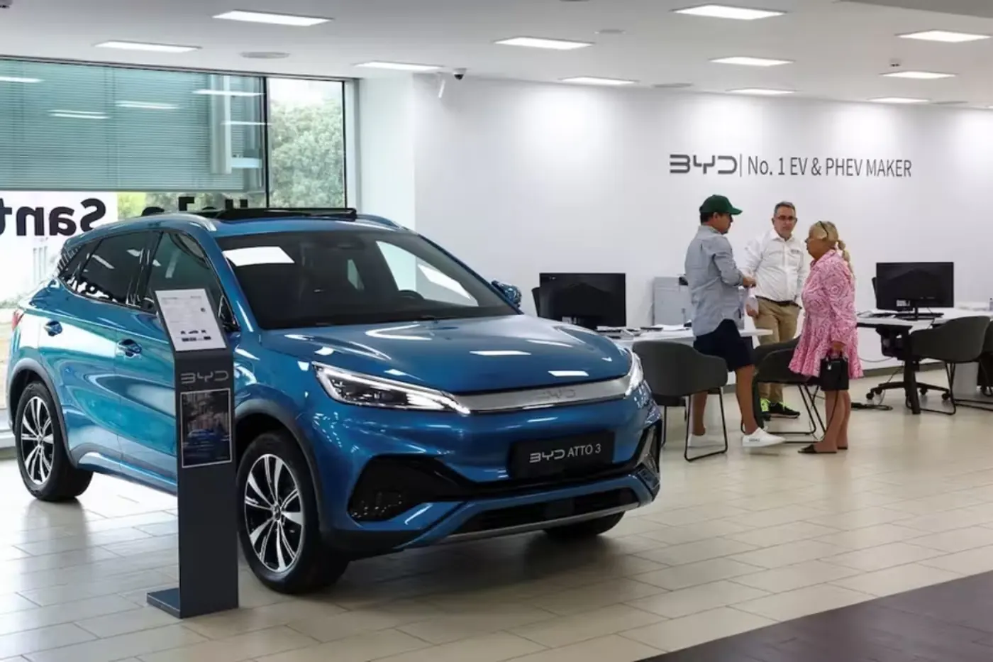 BYD расширяется в Европе – третьим может стать завод в Испании