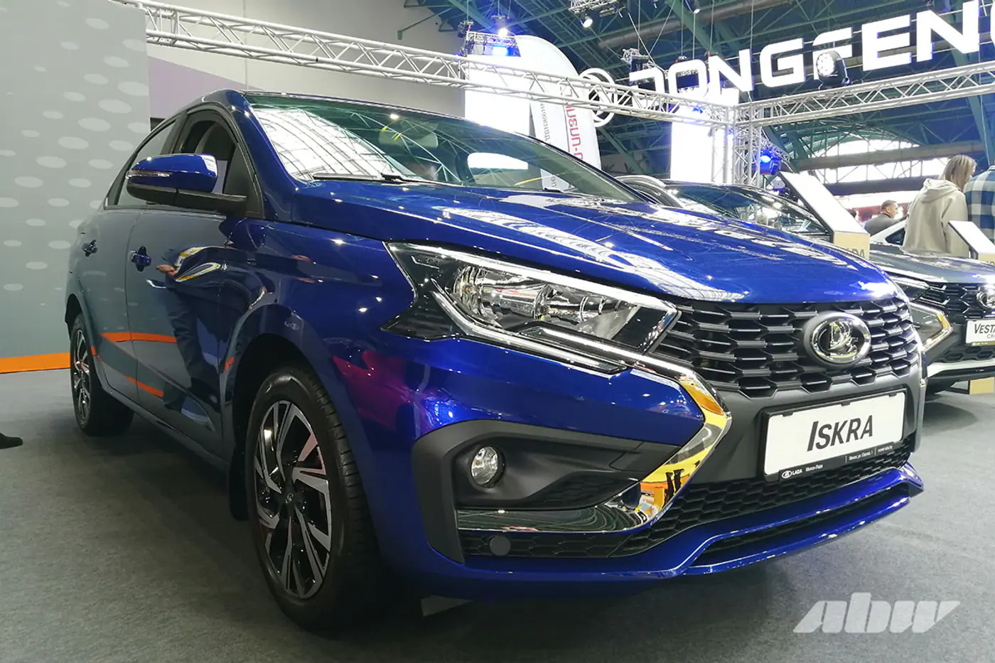 LADA «зажгла» Искру в рамках «Моторшоу-2025»