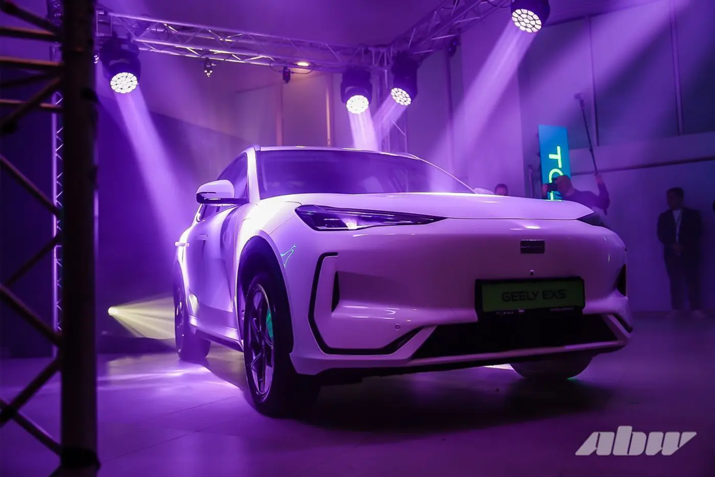 Кто заберет Geely EX5? Организаторы «Моторшоу» разыграют автомобиль