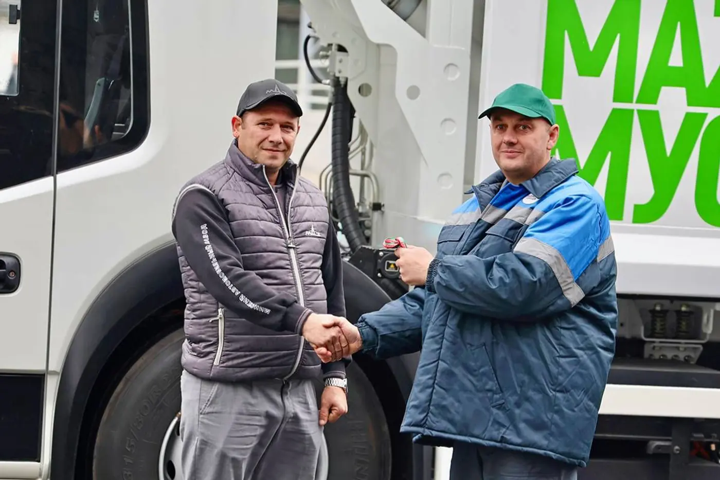 Первый электромусоровоз МАЗ GTe ищите в «Минск-Мире»: начата опытная эксплуатация