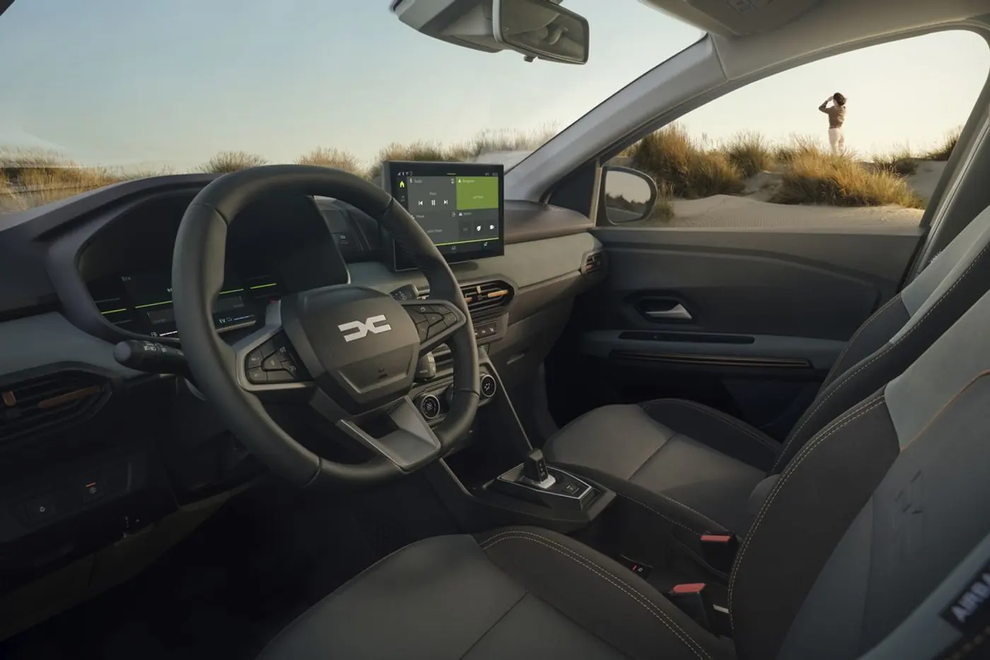 Dacia настоящего и будущего: обновление Logan и Sandero и проект народного электромобиля