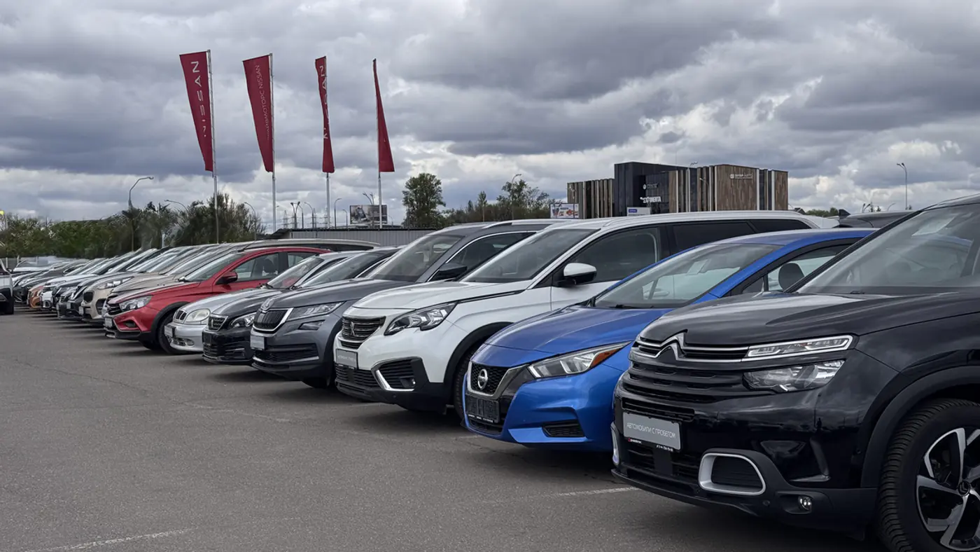 Geely, Nissan, Citroën от 35,5 тысячи рублей. Автоцентр выгодно распродает б/у авто