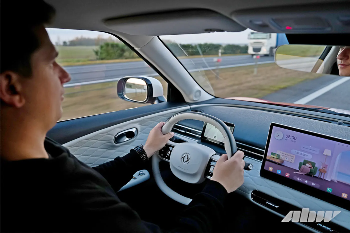 Стресс-тест Dongfeng BOX: сколько зарядок понадобится, чтобы доехать из Минска до Бреста и обратно?