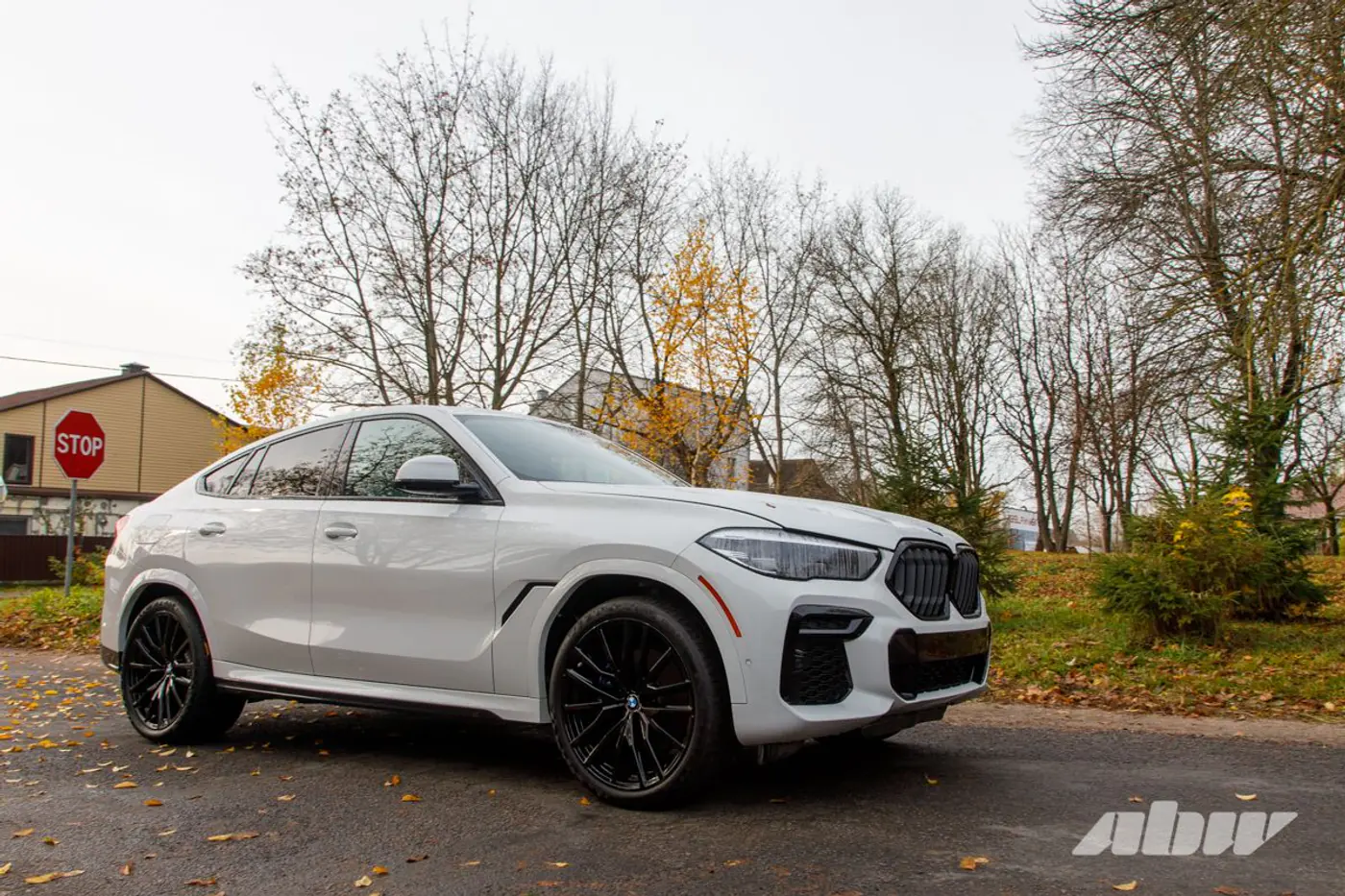 И тонул, и горел, а восстановили дешевле «рынка»: история пригона BMW X6 из США с сюрпризом