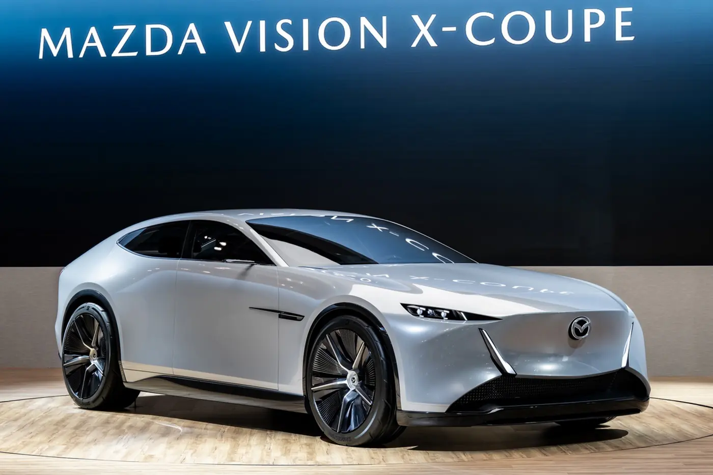 Концепты Vision X-Coupe и Vision X-Compact намекнули на облик новых Mazda