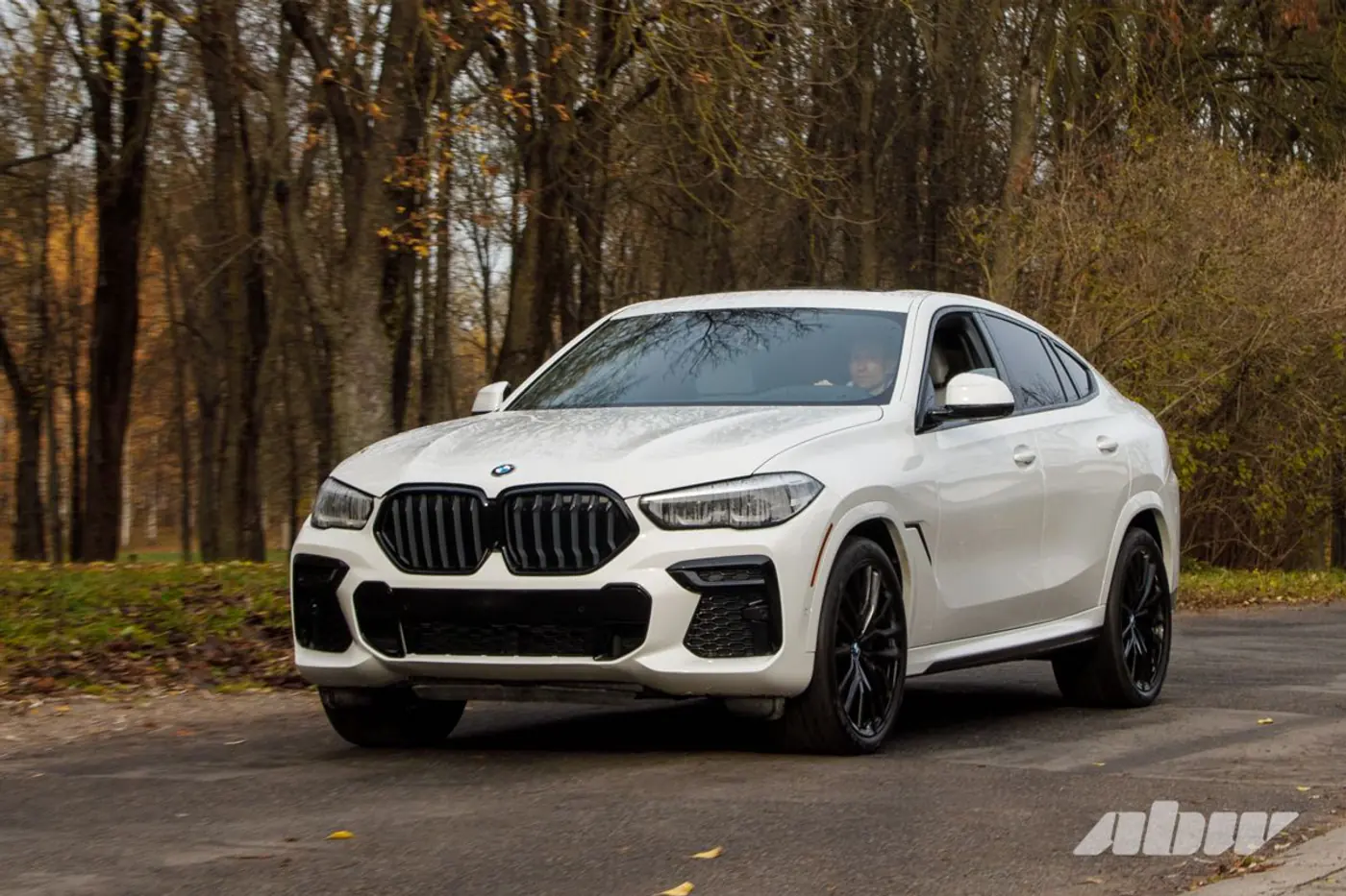 И тонул, и горел, а восстановили дешевле «рынка»: история пригона BMW X6 из США с сюрпризом
