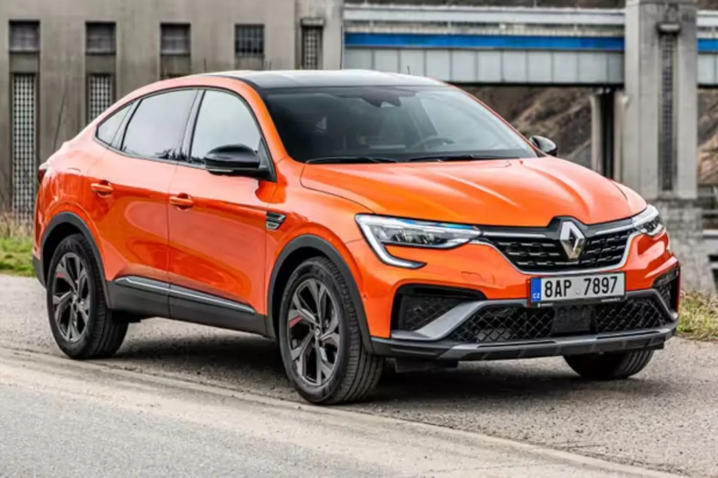 Где теперь берут Renault Arkana для России и почему она дешевле китайцев
