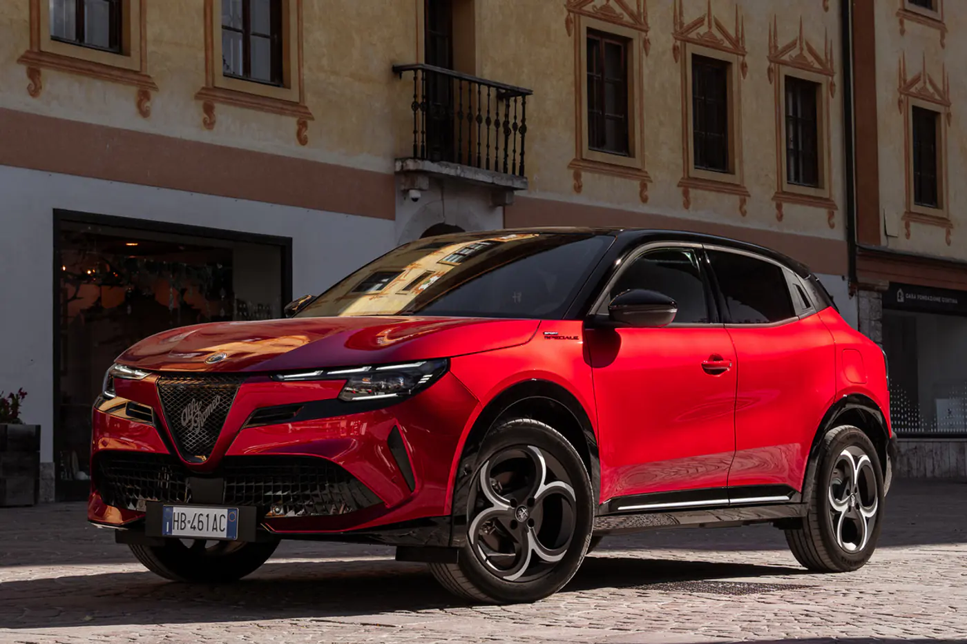 У кроссовера Alfa Romeo Junior появилась версия Sport Speciale
