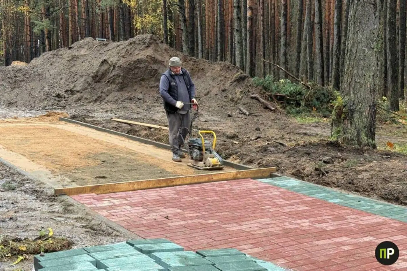 Под Минском строят новую велодорожку: от Ждановичей до МКАД