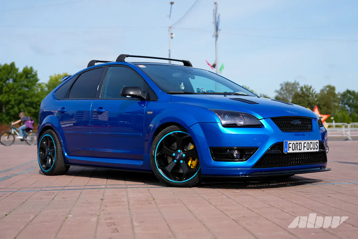 «Цифры трат большие для машины такого класса»: история стильного Ford Focus