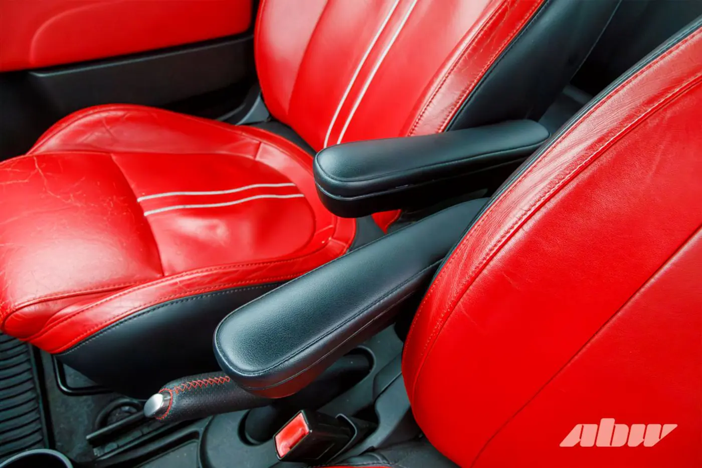 Жаль, «скорпион»! Присматриваемся к Abarth 500