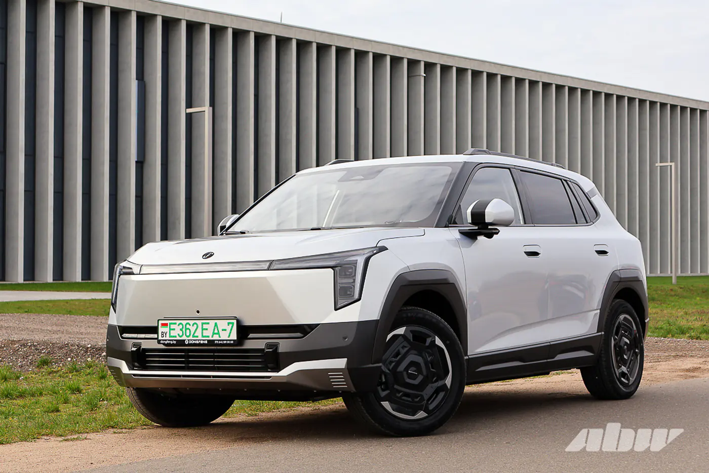 Старший брат Box: первое знакомство с Dongfeng Vigo
